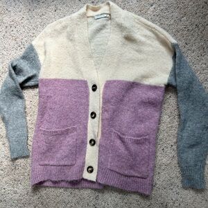 Staccato Lilac, Gray and Cream Knit Buttoned Cardigan size S